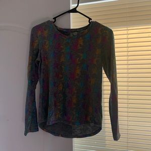 Girls long sleeve star shirt.